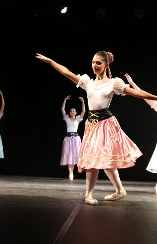 Aula de Danças Qual o Preço na Vila Santo Antônio - Aulas de Dança Jazz